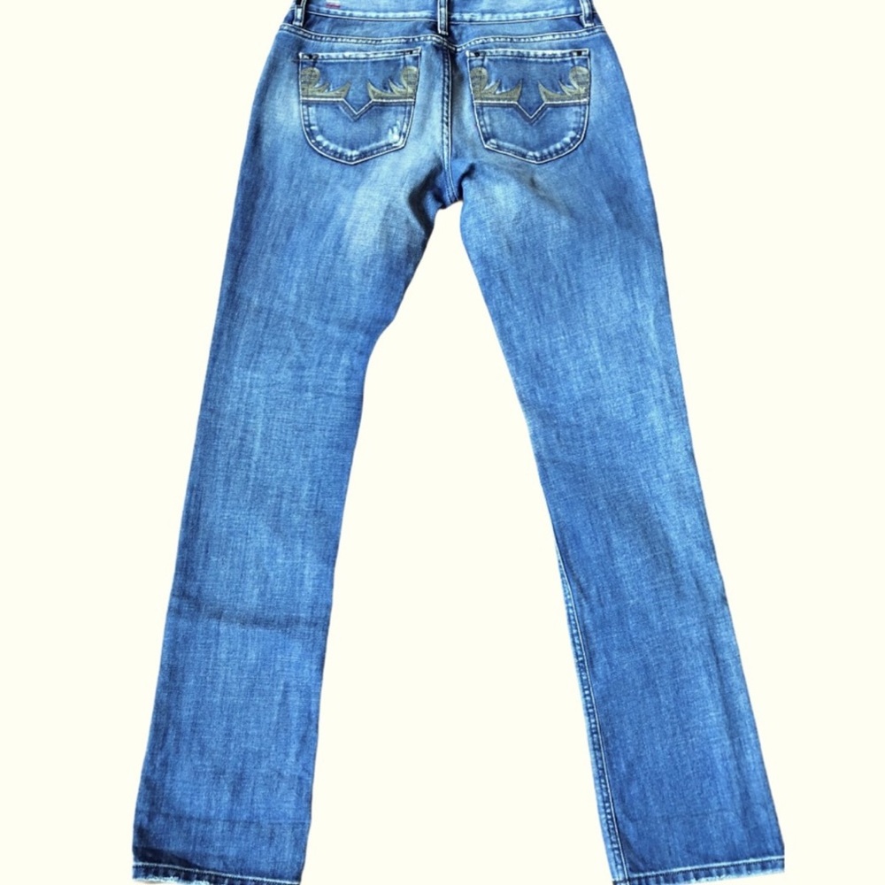 Diesel Industry Liv Straight Leg
Distressed Jeans